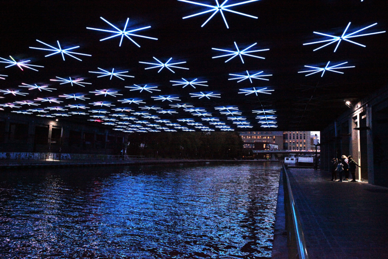 DE PASSAGE - Oeuvre interactive lumineuse - Canal de l'Ourcq - Pantin/Paris