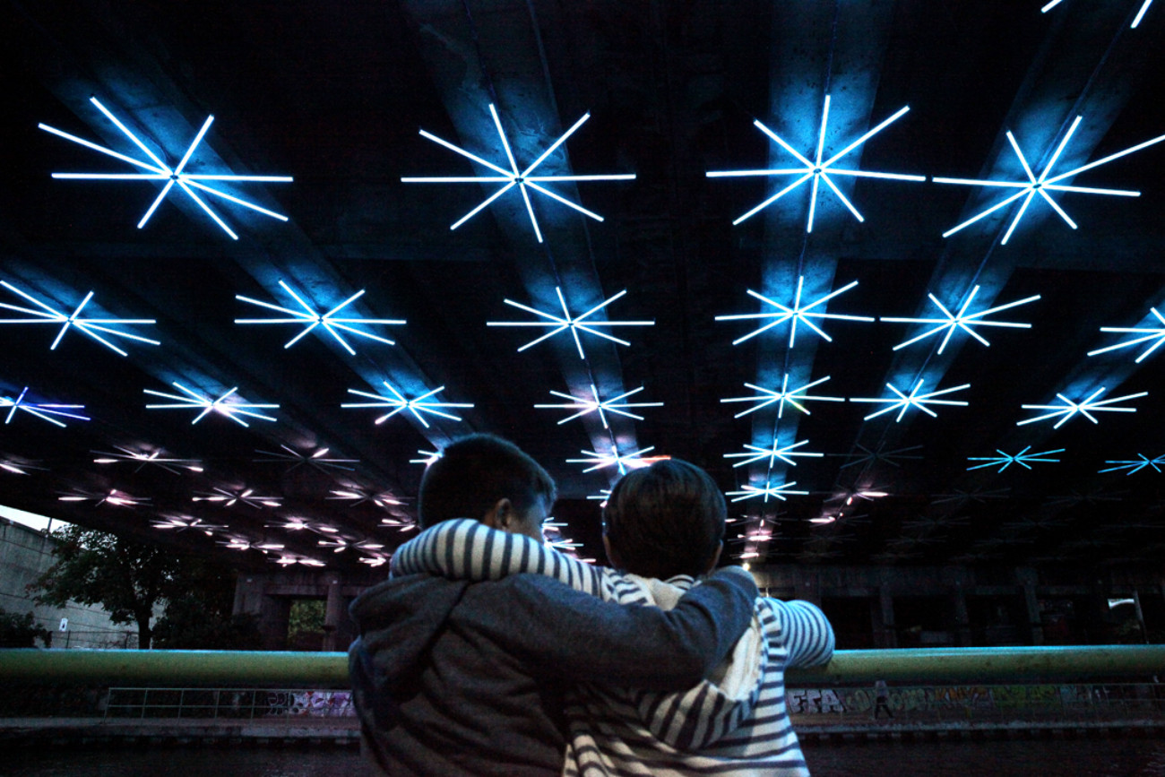 DE PASSAGE - Oeuvre interactive lumineuse - Canal de l'Ourcq - Pantin/Paris